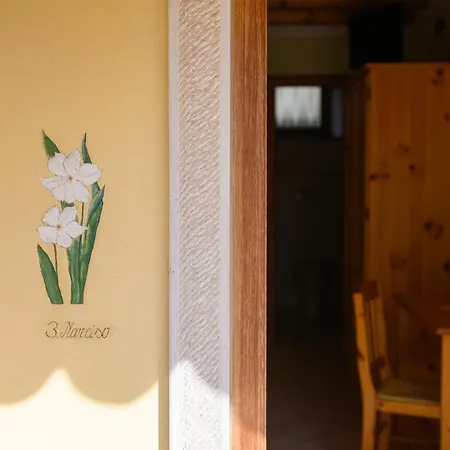 Agriturismo Corte Dei Fiori Caprino Veronese Exterior foto
